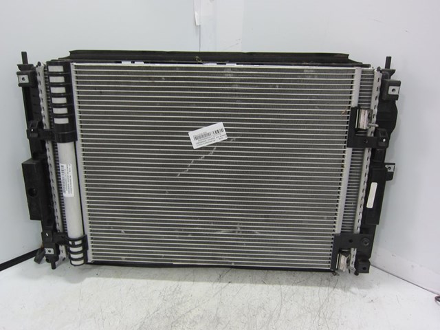 Radiador refrigeración del motor 9811401480 Peugeot/Citroen