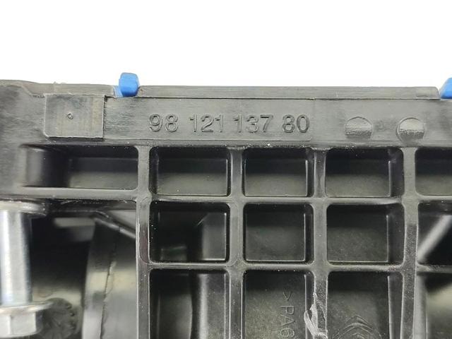 PEUGEOT 9812113780 Caja de termostato  en stock Terrassa