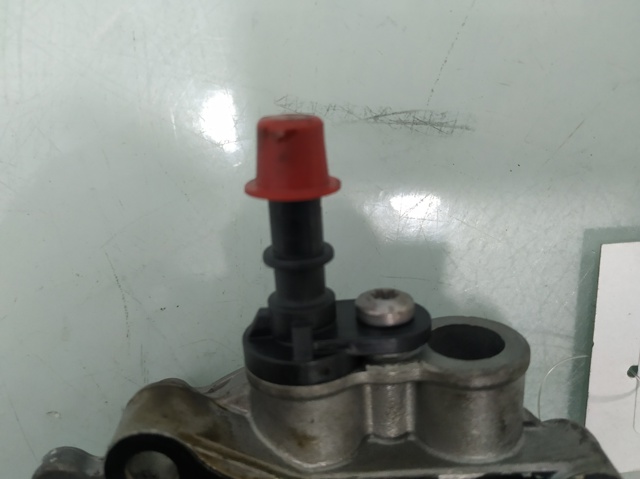 9812133880 PEUGEOT Bomba de vacío  comprar en Oviedo