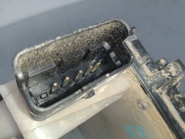 9812500780 Cerradura de puerta delantera derecha  en stock Castellón