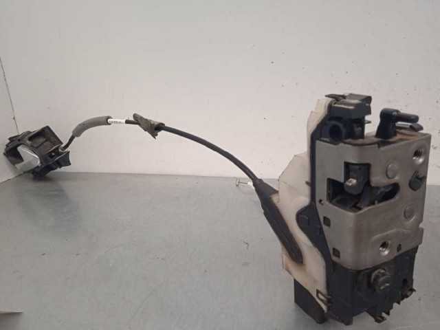 PEUGEOT 9812500780 Cerradura de puerta delantera derecha  disponible Lugo