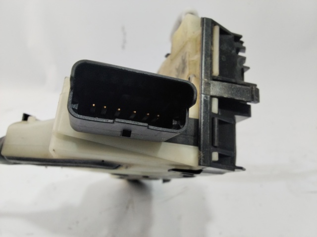 Cerradura de puerta delantera izquierda Peugeot 208 CA, CC