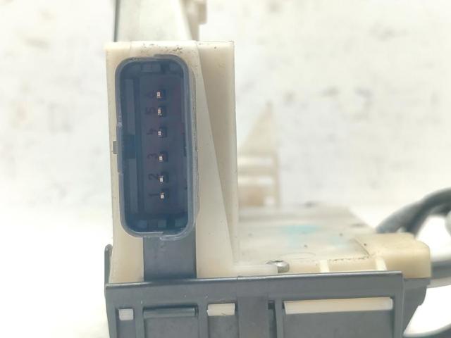 Cerradura de puerta delantera izquierda Peugeot 208 CA, CC