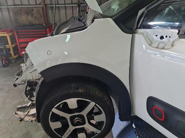 Aleta delantera izquierda 9812869080 PEUGEOT