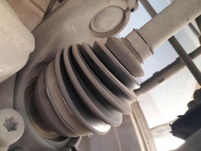 Semieje delantero derecho 9813328680 OPEL