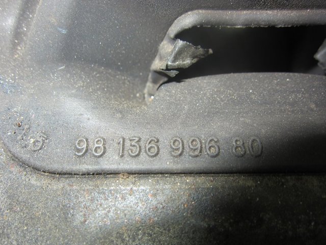PEUGEOT 9813699680 Soporte superior izquierdo del motor comprar Pamplona