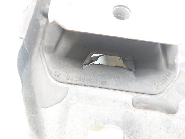 PEUGEOT 9813699680 Soporte superior izquierdo del motor comprar Tarragona
