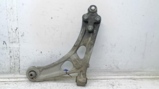 9815014380 Brazo inferior derecho de la suspensión delantera comprar Girona