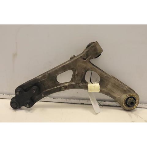 9815014380 Brazo inferior derecho de la suspensión delantera  en stock Sabadell