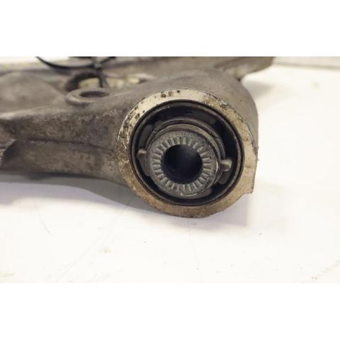 9815014380 Brazo inferior derecho de la suspensión delantera  en stock Castellón