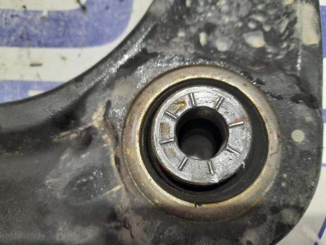 PEUGEOT 9816863680 Brazo inferior izquierdo de la suspensión delantera  comprar en Murcia