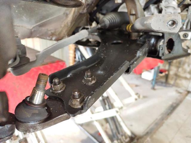 PEUGEOT 9816865480 Brazo inferior derecho de la suspensión delantera comprar Pamplona