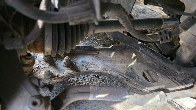 PEUGEOT 9816865580 Brazo inferior izquierdo de la suspensión delantera comprar Barcelona