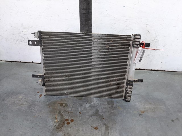 Condensador / radiador  aire acondicionado para peugeot 5008 ii 1.2 hn05 9817275680