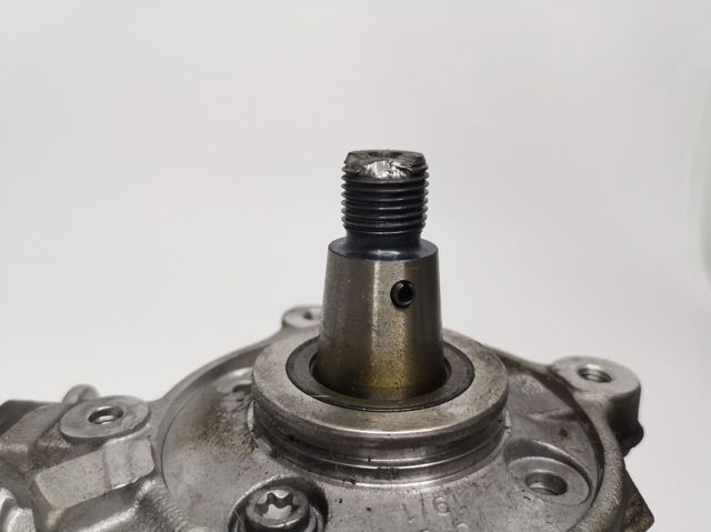 Bomba de alta presión 9817903080 PEUGEOT