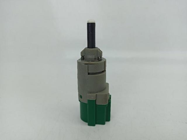 9818232480 PEUGEOT Interruptor de luz de freno  comprar en Lleida