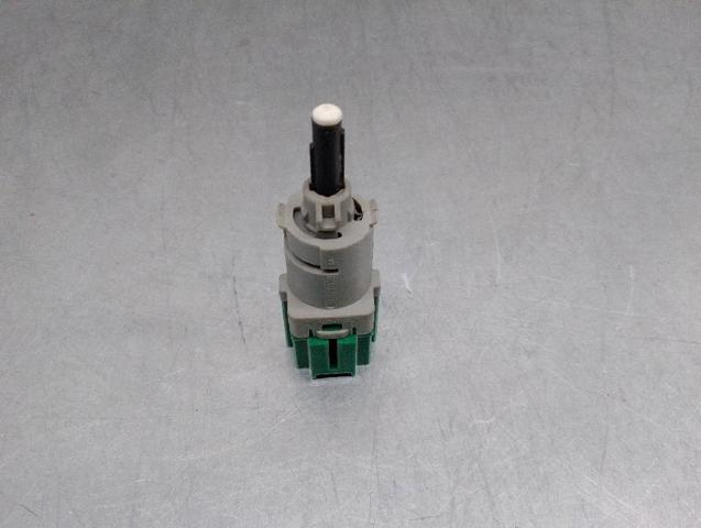 9818232480 PEUGEOT Interruptor de luz de freno  en stock Córdoba