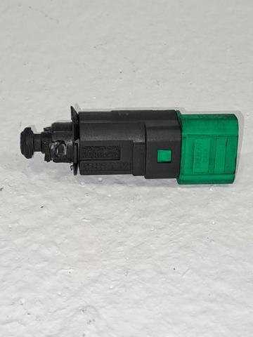 9818232480 Interruptor de luz de freno  disponible Utrera