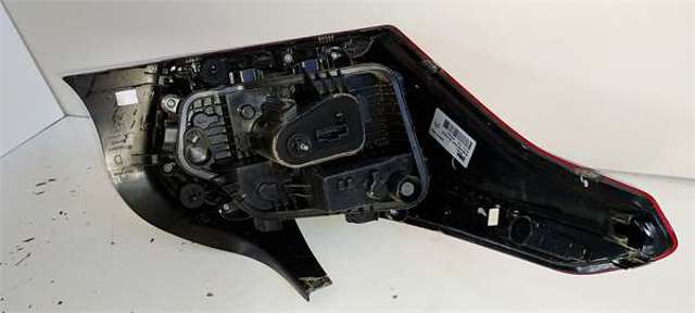 PEUGEOT 9818810280 Piloto trasero derecho  comprar en Albacete