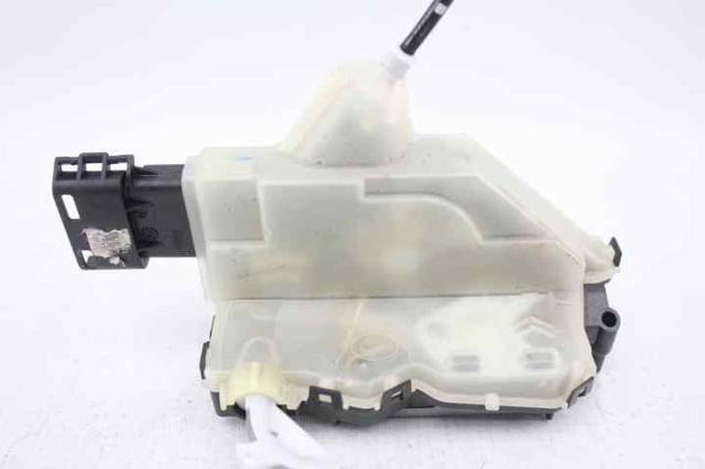 PEUGEOT 9819026680 Cerradura de puerta trasera izquierda  disponible Valladolid