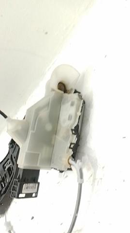PEUGEOT 9819026680 Cerradura de puerta trasera izquierda  en stock Terrassa