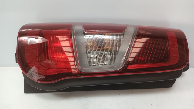 9819235880 PEUGEOT Piloto trasero izquierdo  comprar en Lleida