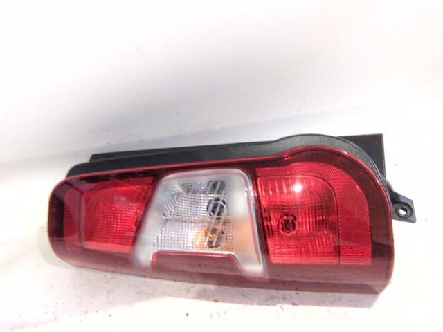 PEUGEOT 9819235880 Piloto trasero izquierdo  en stock Valencia