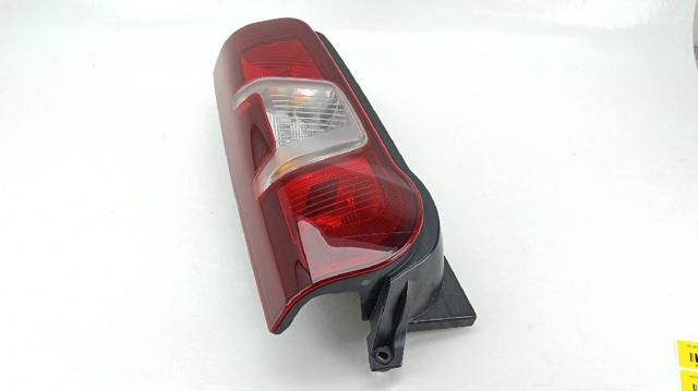 PEUGEOT 9819235880 Piloto trasero izquierdo comprar Barcelona