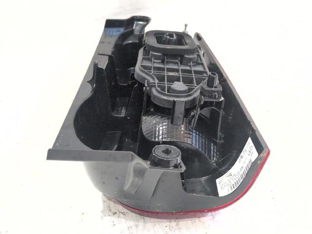 PEUGEOT 9819235880 Piloto trasero izquierdo  en stock Terrassa
