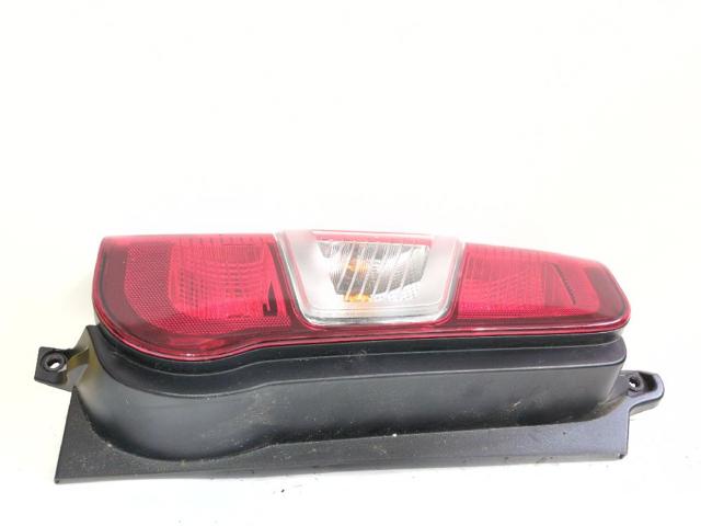 PEUGEOT 9819235880 Piloto trasero izquierdo  disponible Valladolid