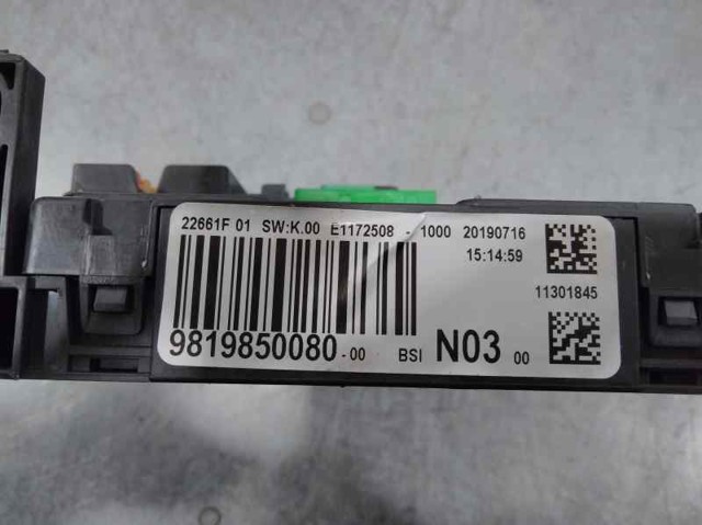 PEUGEOT 9819850080 Caja de fusibles  en stock Salamanca