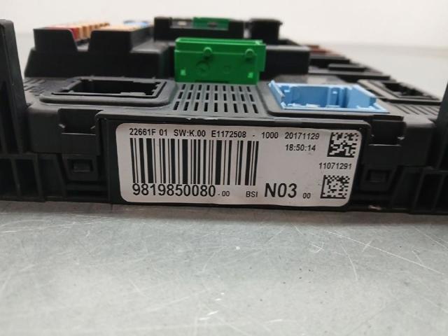 PEUGEOT 9819850080 Caja de fusibles  disponible Valladolid