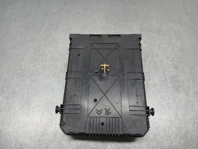 PEUGEOT 9819850080 Caja de fusibles comprar Tarragona