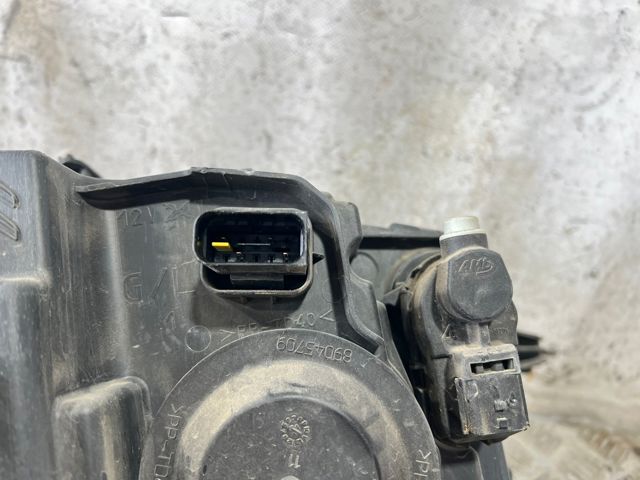 9820059680 Faro izquierdo  en stock Sabadell