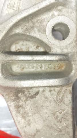 9820297580 PEUGEOT Soporte superior derecho del motor  en stock Gandía