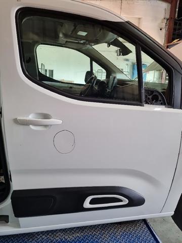 9820423180 Peugeot/Citroen