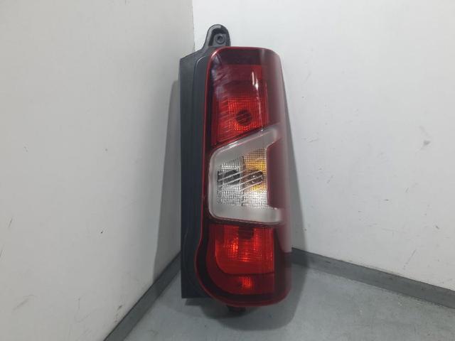 9820554880 Piloto trasero derecho  comprar en Pontevedra