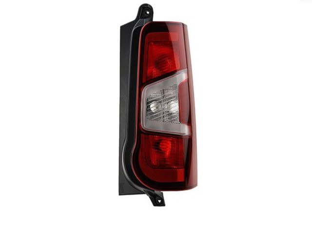 PEUGEOT 9820554880 Piloto trasero derecho  en stock Terrassa