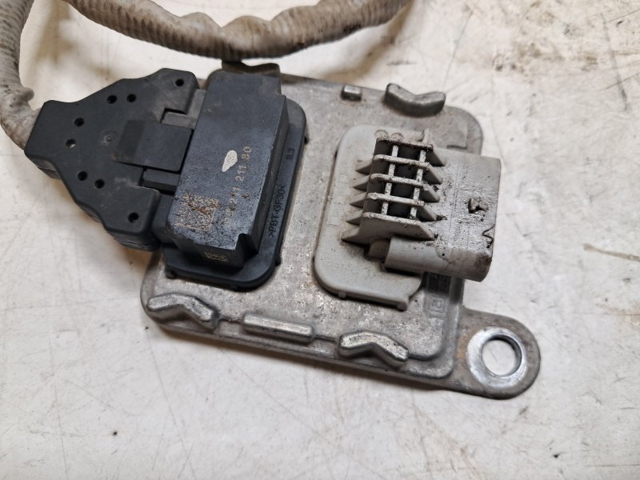 PEUGEOT 9821121180 Sensor de óxidos de nitrógeno NOx  en stock Salamanca