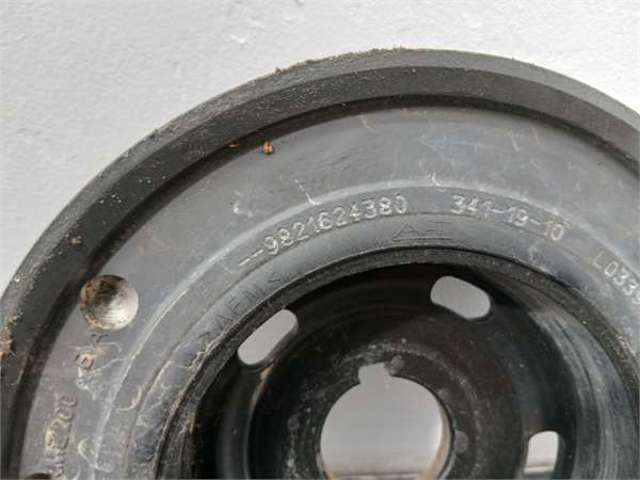 9821624380 PEUGEOT Polea de cigüeñal  en stock Huelva