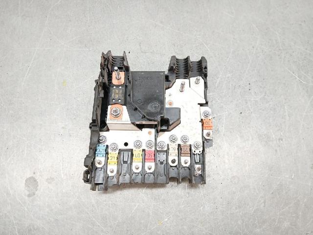 Caja reles Peugeot 3008  (MC, MR, MJ, M4)