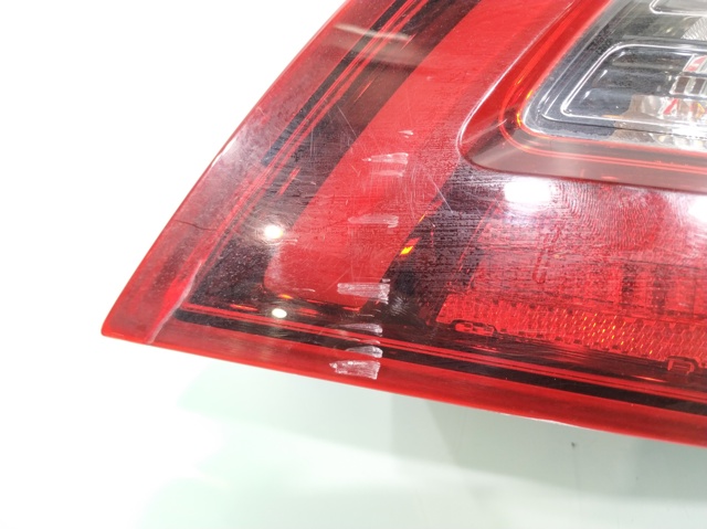 PEUGEOT 9823728580 Piloto trasero exterior derecho  en stock Terrassa