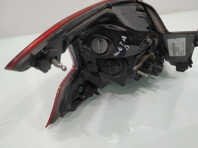 9823728580 PEUGEOT Piloto trasero exterior derecho  disponible Ourense
