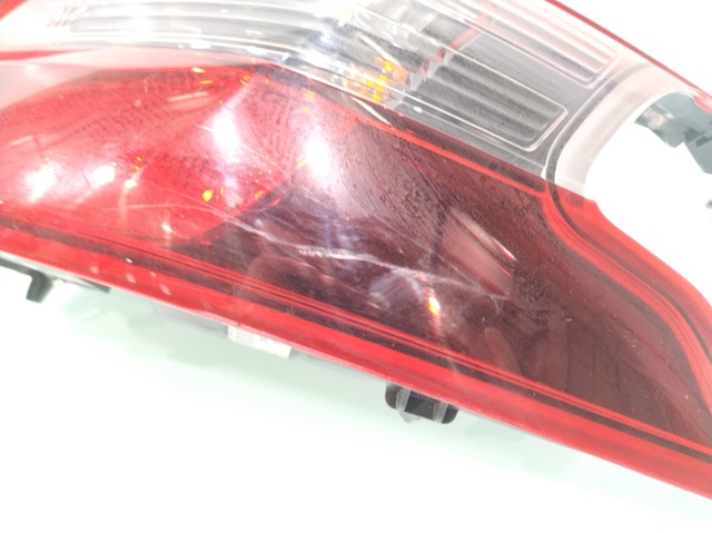 9823728580 Piloto trasero exterior derecho  en stock Granada