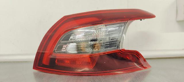 Piloto trasero exterior derecho 9823728580 PEUGEOT