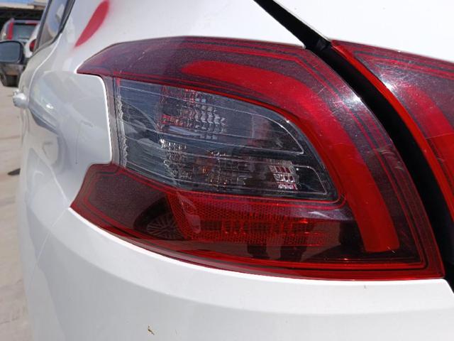 9823728680 PEUGEOT Piloto trasero exterior izquierdo  comprar en Lleida