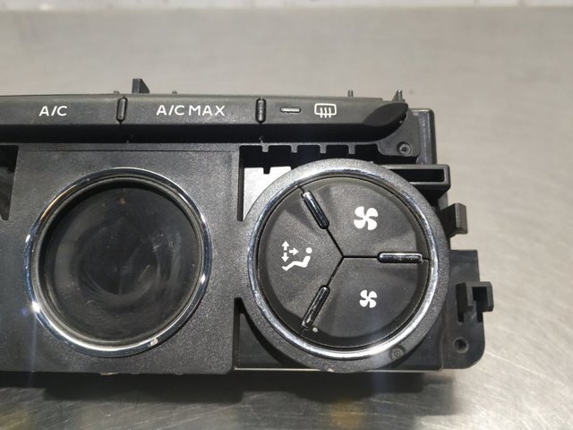 PEUGEOT 9823740080 Unidad de control aire acondicionado  en stock Valencia