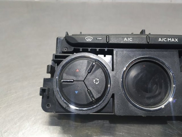 PEUGEOT 9823740080 Unidad de control aire acondicionado  en stock Terrassa