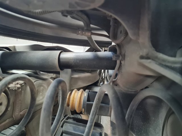 Amortiguadores traseros para Peugeot 5008 II ()