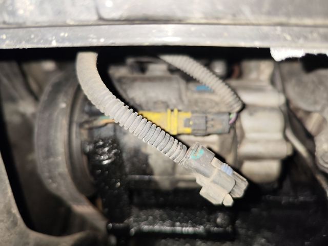 Polea del compresor del aire acondicionado 9825868180 PEUGEOT